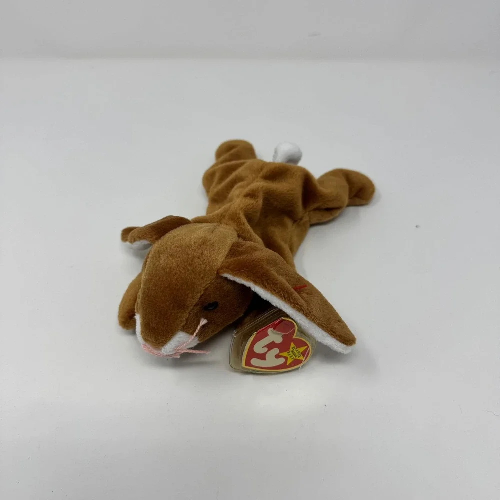 NWT 1995 The Beanie Baby Babies Collection Ears the Rabbit Retired P.E. Pellets‎